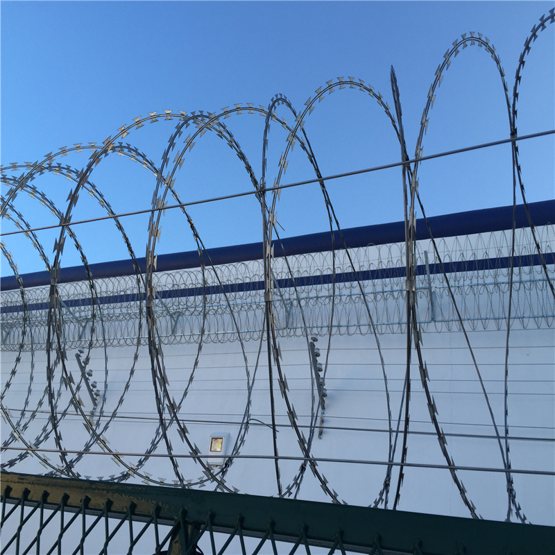 蛇腹形刀刺網 鍍鋅刀刺網工程案例 蛇腹形刀刺網 鍍鋅刀刺網工程案例