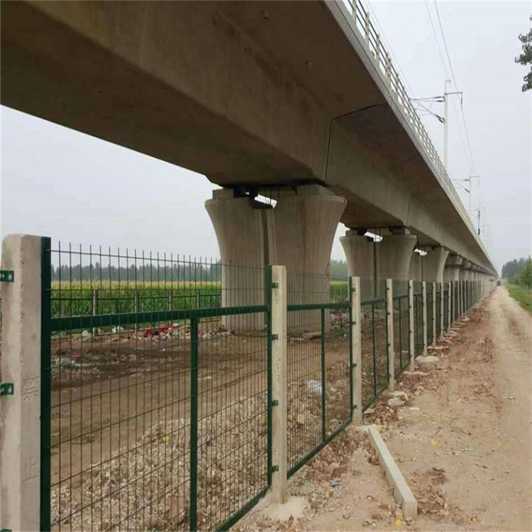 防護柵欄加密網片圖片3 防護柵欄加密網片圖片3