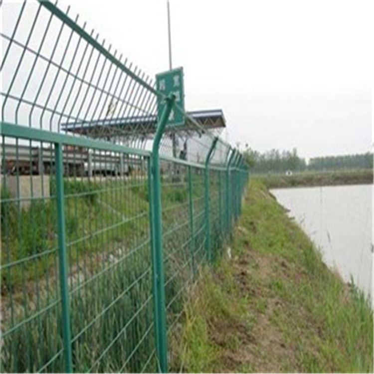 池塘安全隔離網圖片3 池塘安全隔離網圖片3