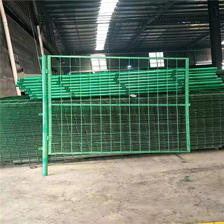 公路框架護欄網圖片4 公路框架護欄網圖片4