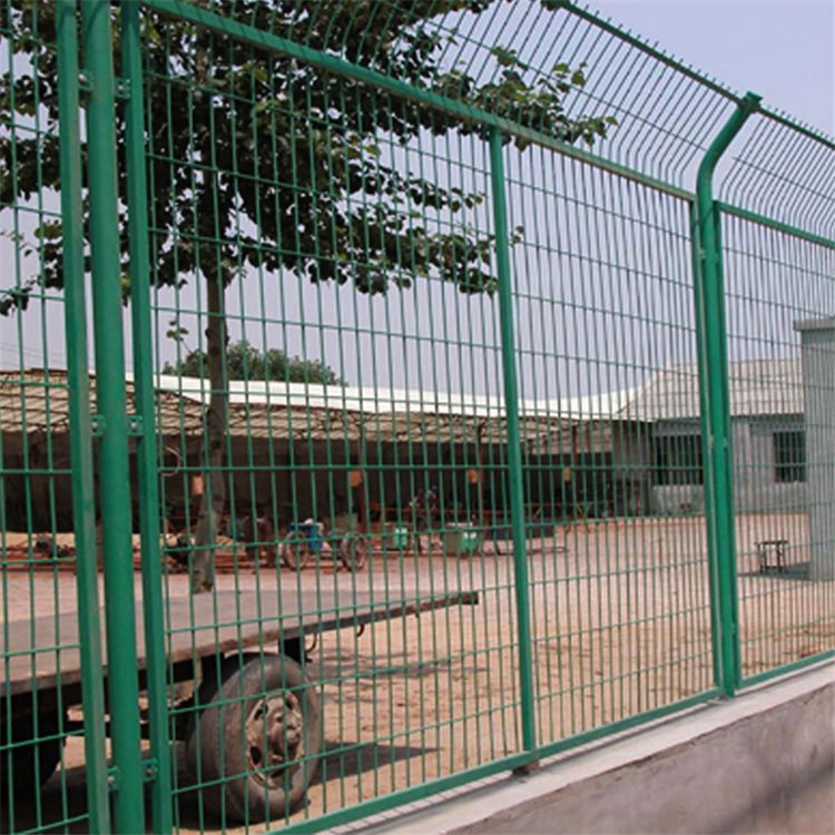 高速公路護欄網圖片4 高速公路護欄網圖片4