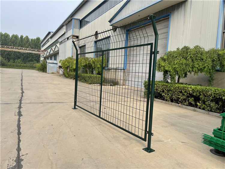 畜牧業(yè)場地護欄網(wǎng)圖片3 畜牧業(yè)場地護欄網(wǎng)圖片3