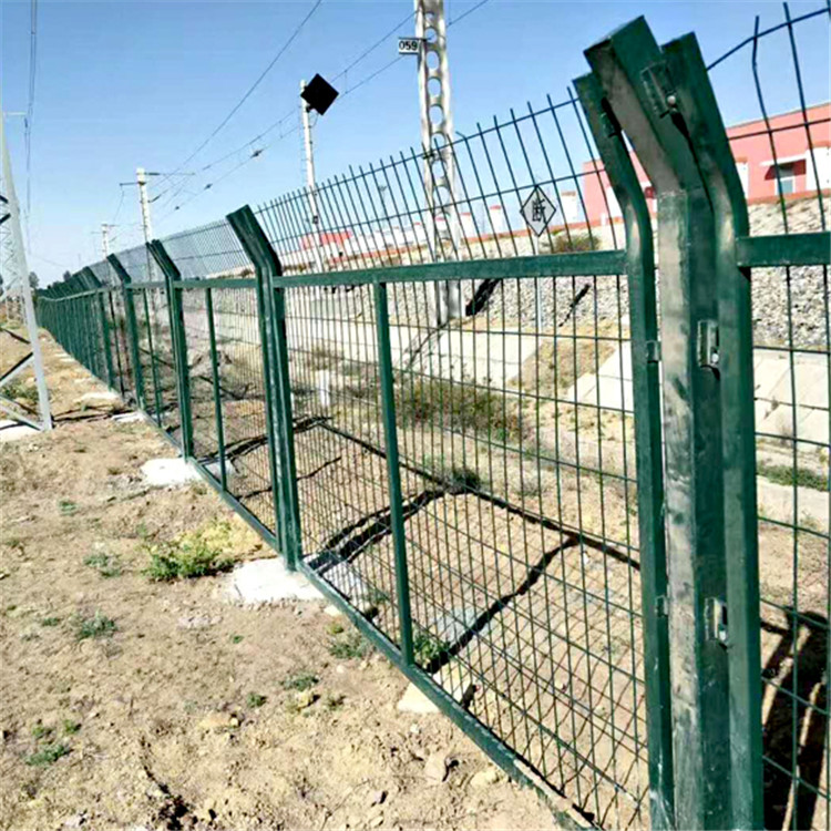 鐵路兩側護欄網圖片3 鐵路兩側護欄網圖片3