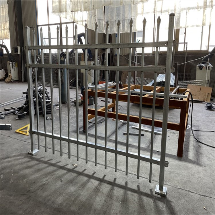 小區鋅鋼護欄圖片1