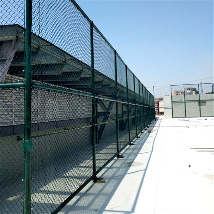 籃球場框架球場圍網(wǎng)圖片1 籃球場框架球場圍網(wǎng)圖片1