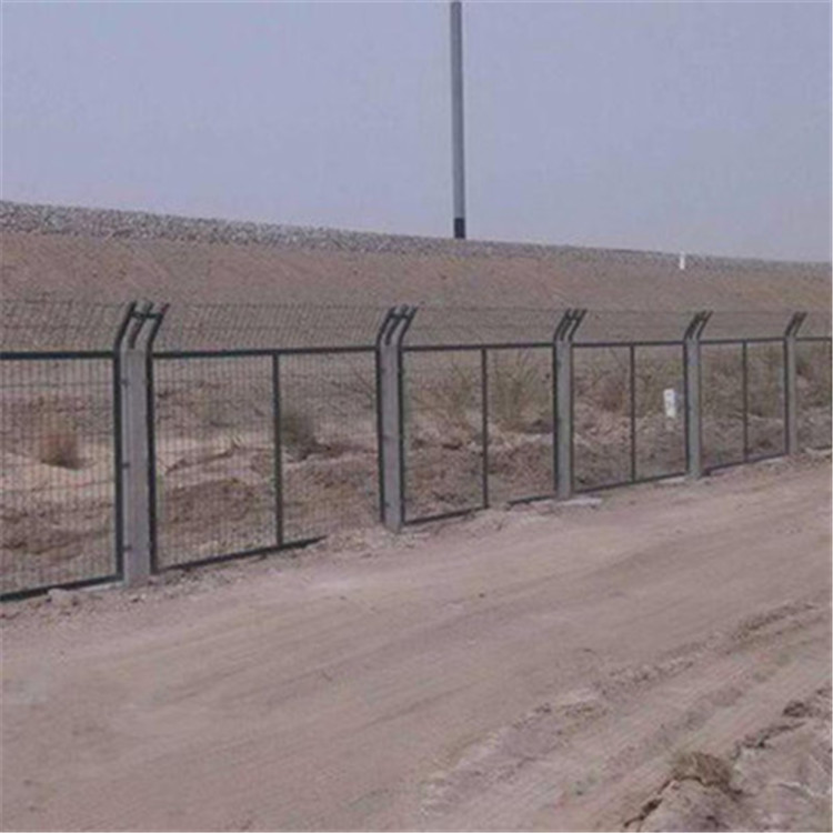 高鐵鐵絲網圍欄圖片4