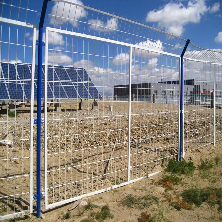 光伏電站鐵絲隔離網圖片1 光伏電站鐵絲隔離網圖片1