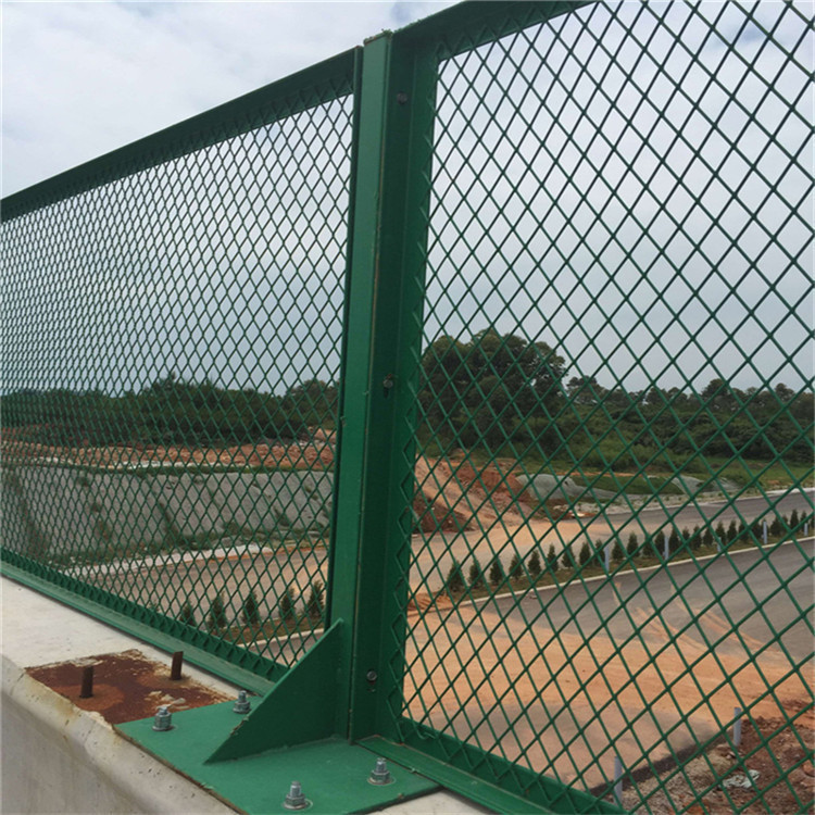 高速公路防拋網(wǎng)圖片3 高速公路防拋網(wǎng)圖片3